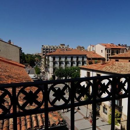 Hosteria Solar De Tejada Soria Exterior foto